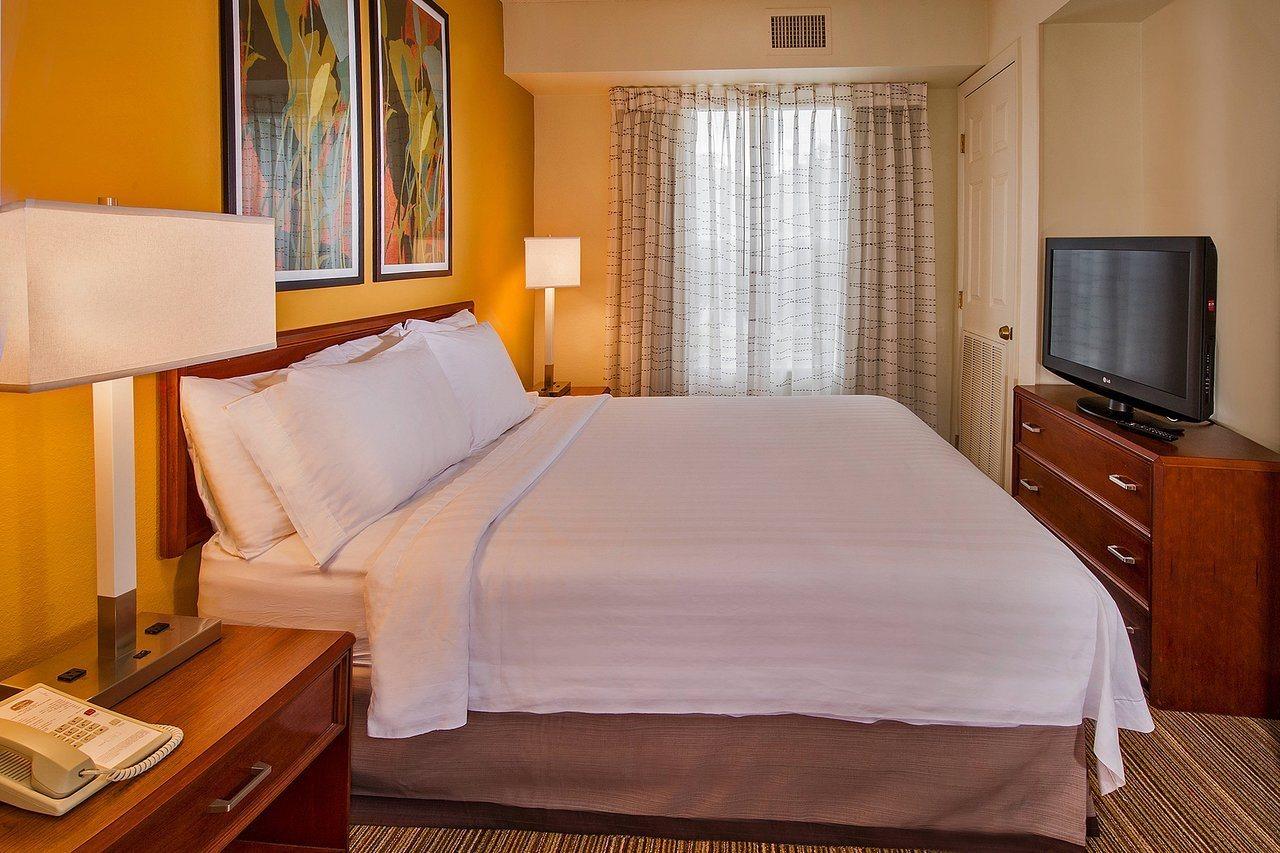 Sonesta Es Suites Raleigh Cary Exterior photo