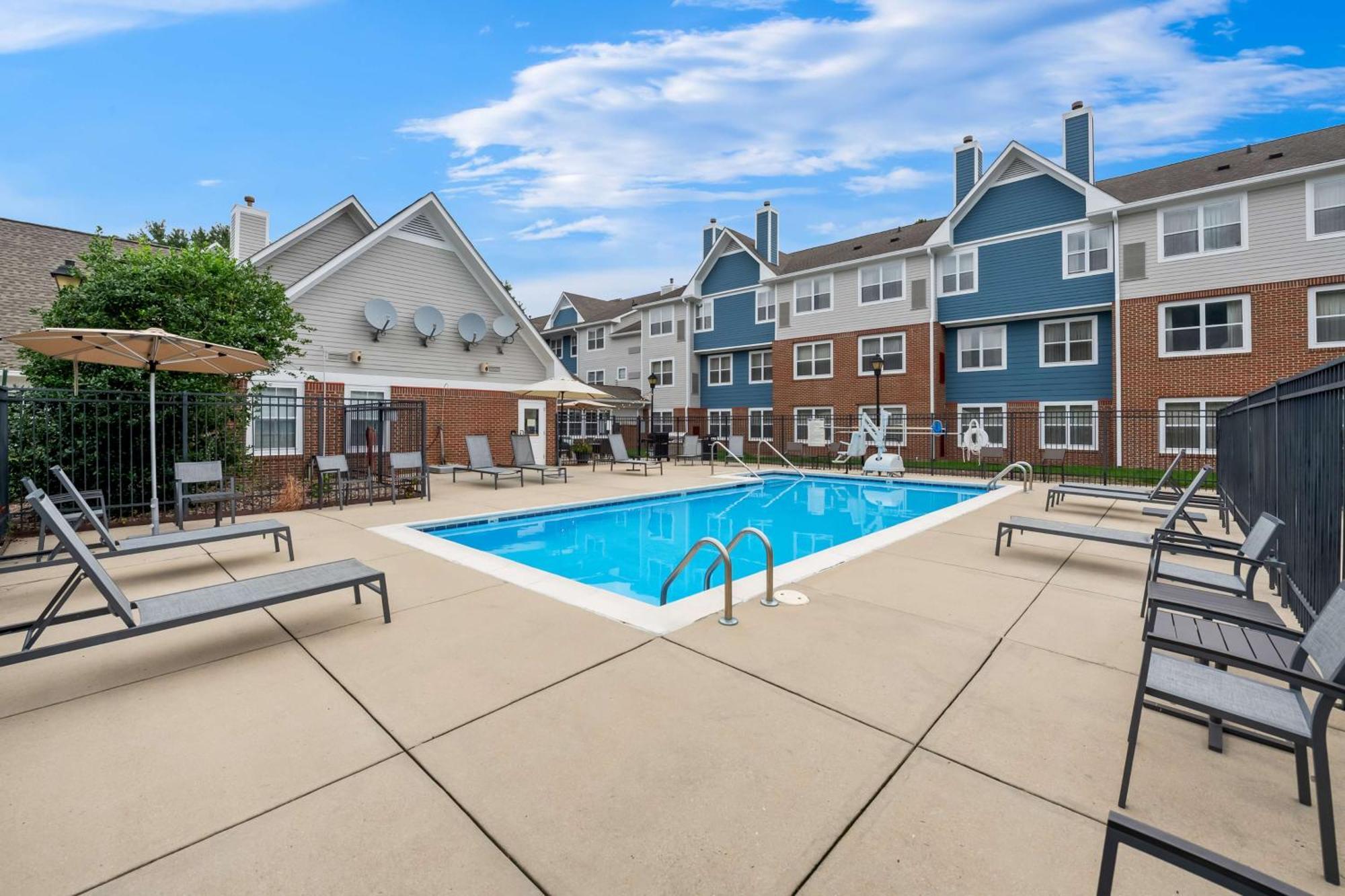 Sonesta Es Suites Raleigh Cary Exterior photo